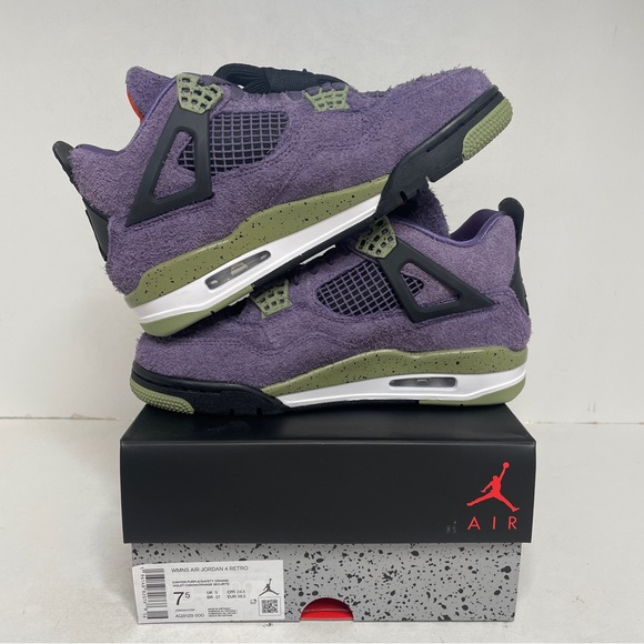 Nike Air Jordan 4 Retro WMNS “Canyon Purple” 2022 - Picture 3 of 4